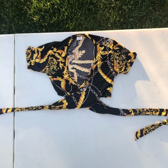 Toska Crop Top - Picture 2 of 5